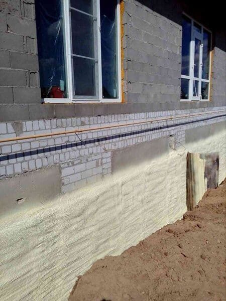 утепление и гидроизоляция фундаментов